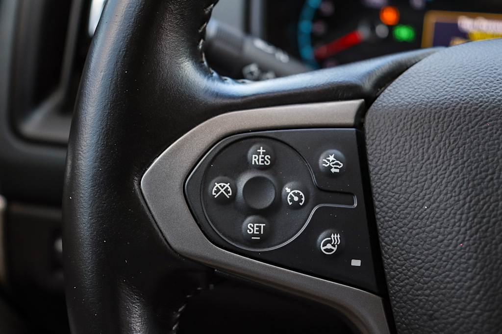 Thumbnail: 2021 Chevrolet Colorado - 26