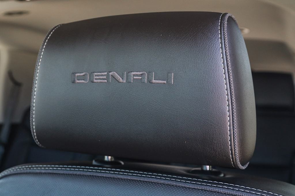 Thumbnail: 2019 GMC Yukon - 31