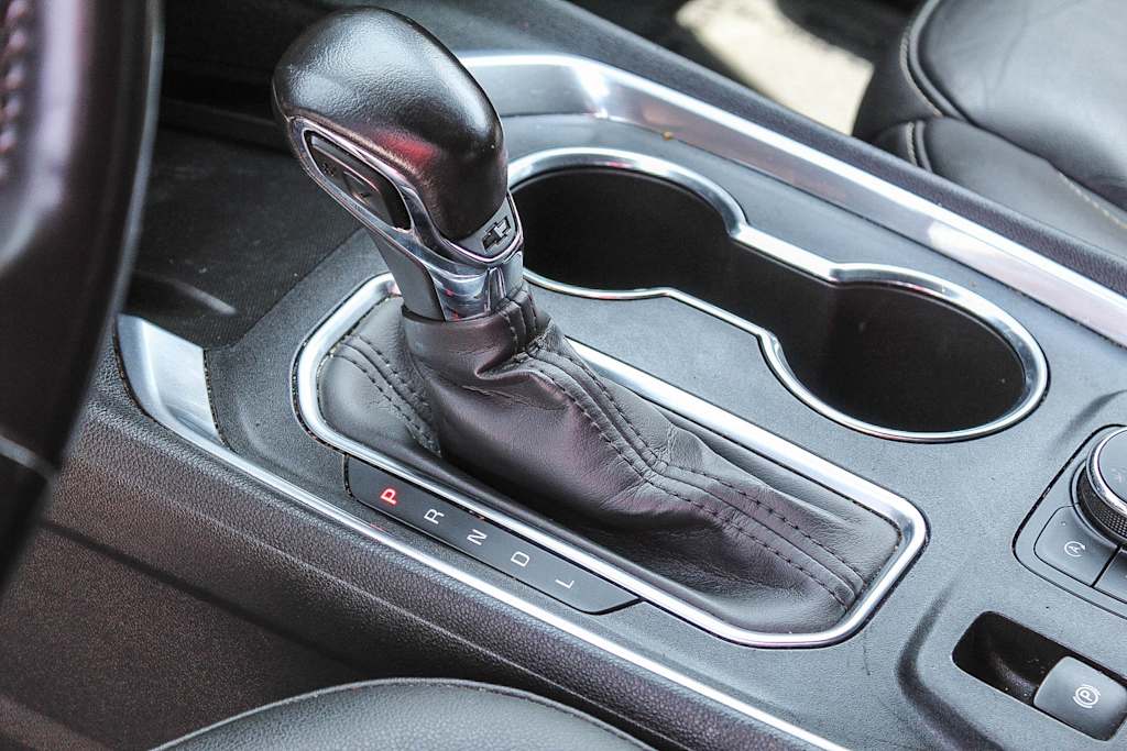 2022 Chevrolet Traverse LT 13