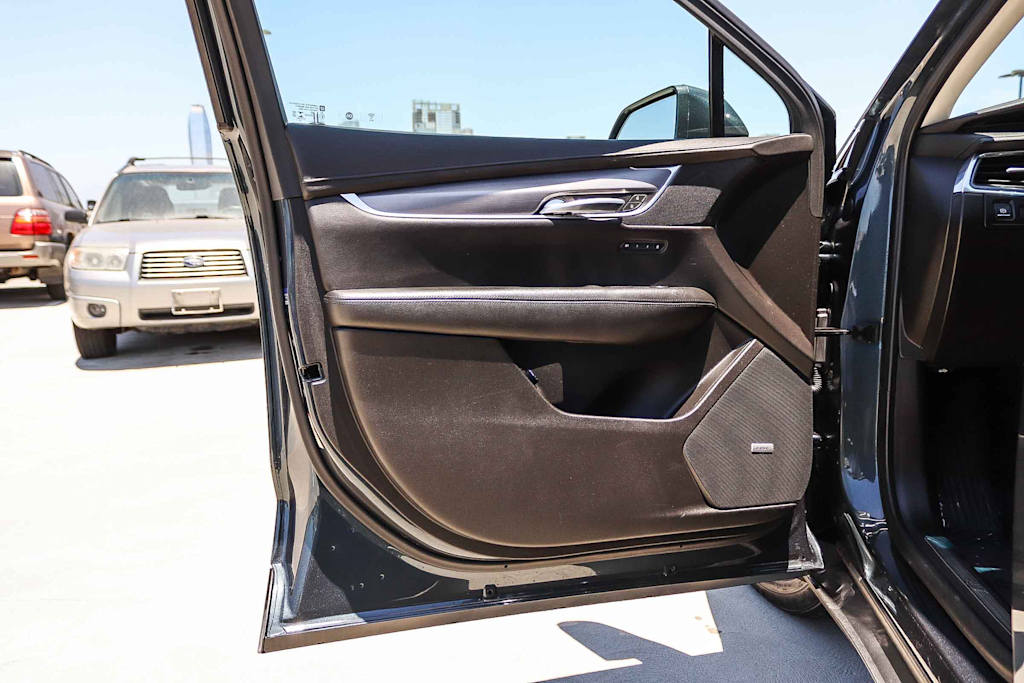 Thumbnail: 2019 Cadillac XT5 - 24