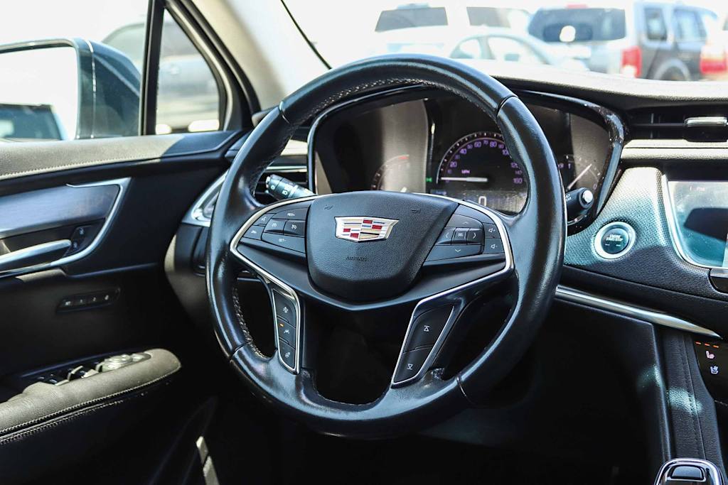 Thumbnail: 2019 Cadillac XT5 - 8