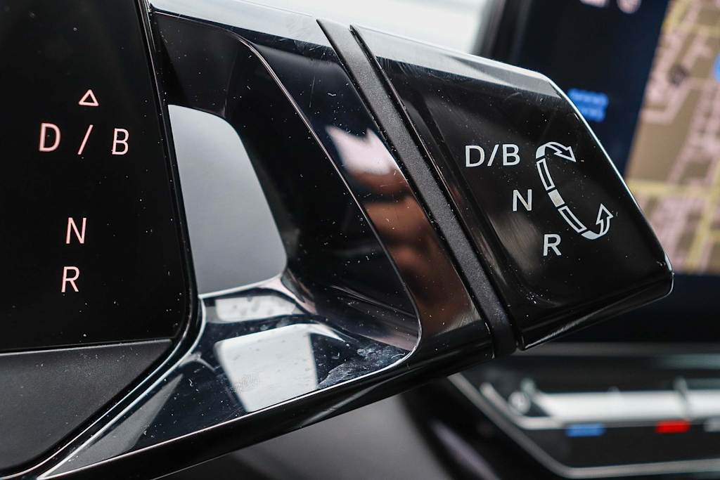 Thumbnail: 2023 Volkswagen ID.4 - 14