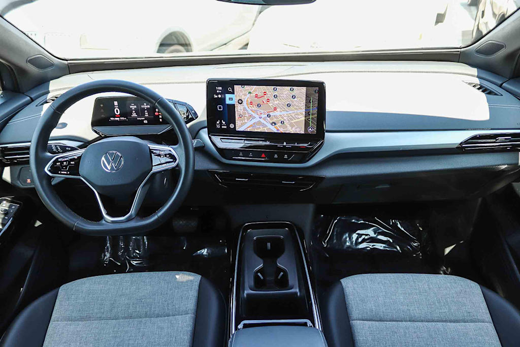 Thumbnail: 2024 Volkswagen ID.4 - 2