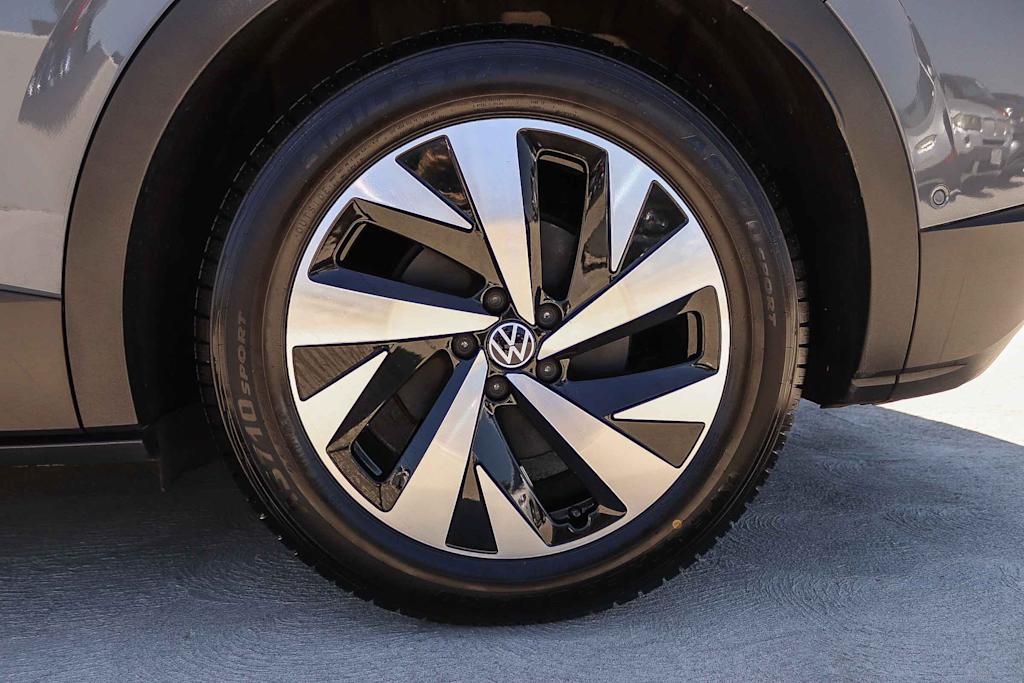 Thumbnail: 2024 Volkswagen ID.4 - 7