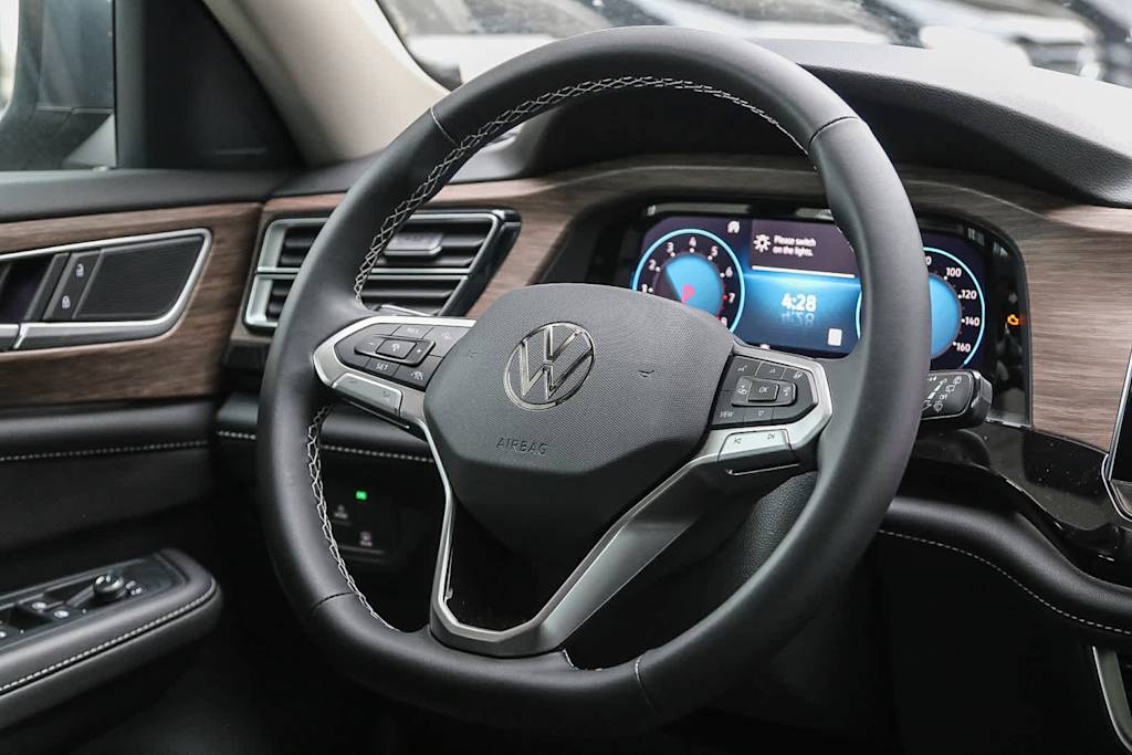 Thumbnail: 2024 Volkswagen Atlas - 10