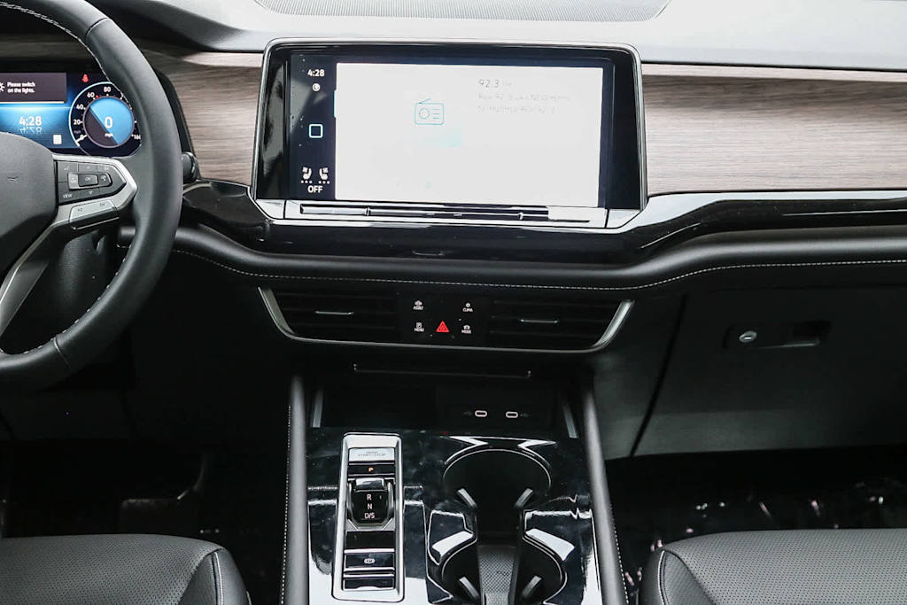 Thumbnail: 2024 Volkswagen Atlas - 14