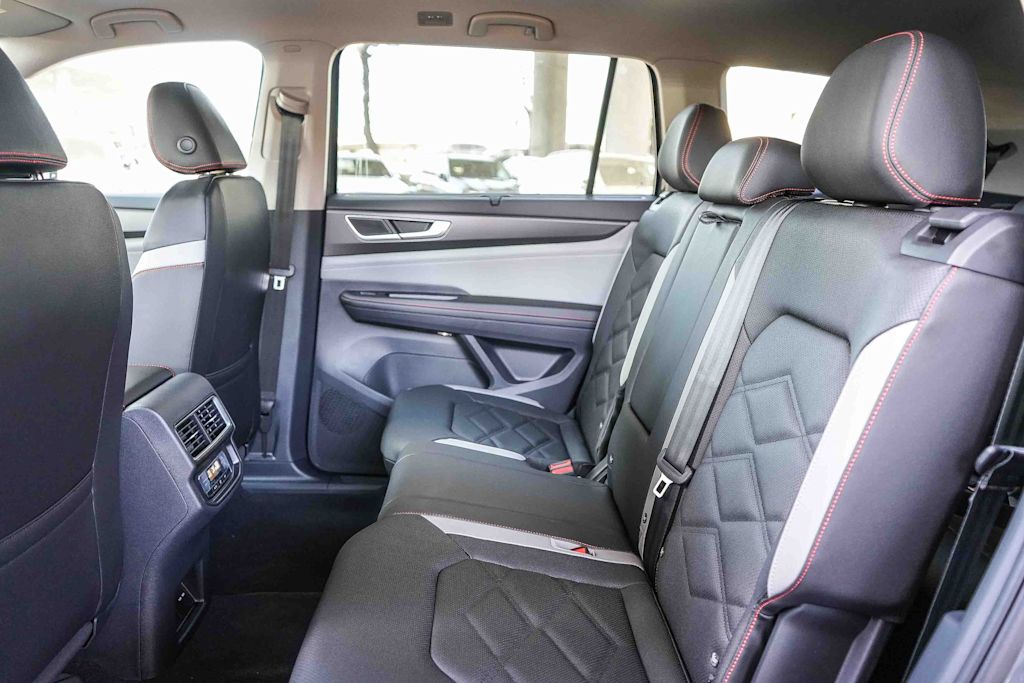 Thumbnail: 2026 Volkswagen Atlas - 11