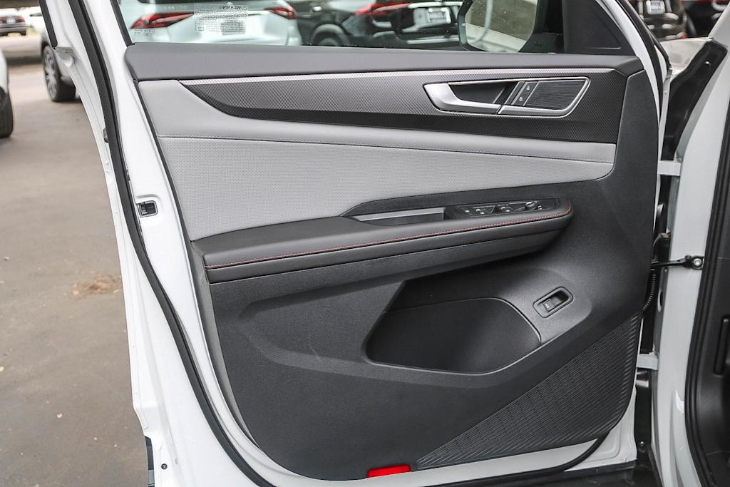 Thumbnail: 2025 Volkswagen Atlas - 22