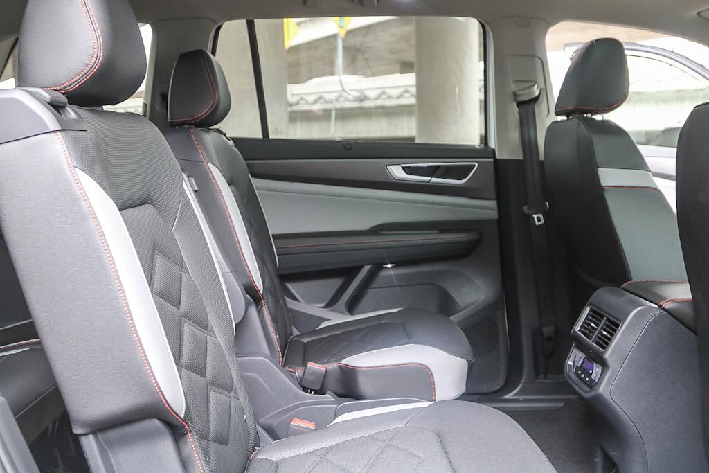 Thumbnail: 2025 Volkswagen Atlas - 20