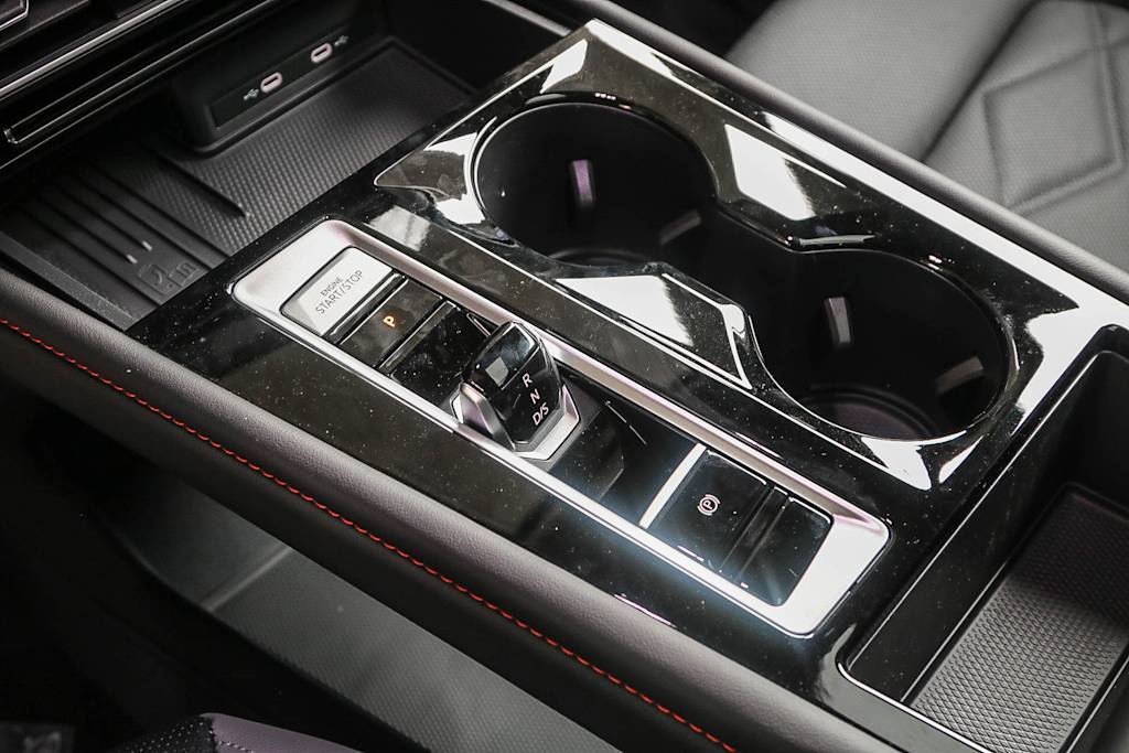 Thumbnail: 2025 Volkswagen Atlas - 14