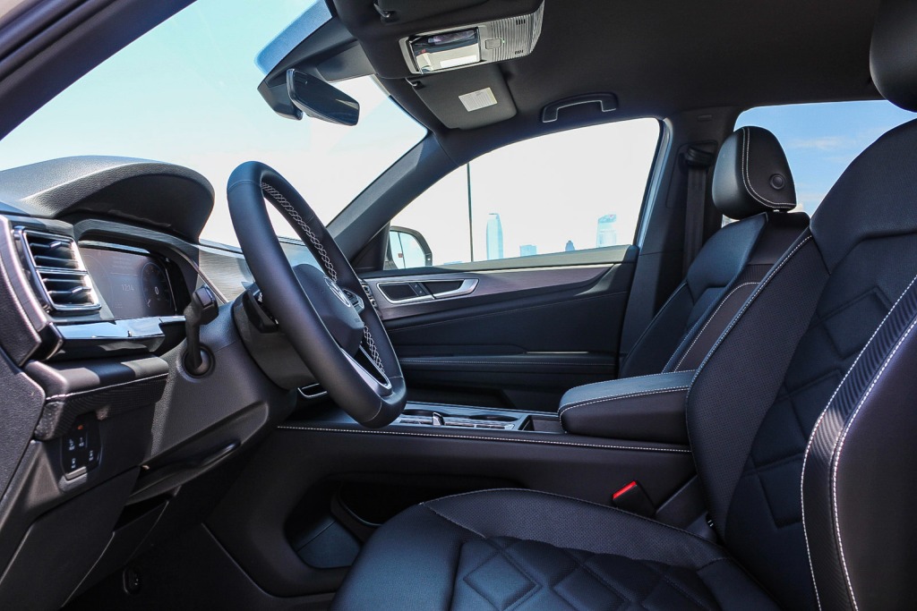 Thumbnail: 2024 Volkswagen Atlas - 12