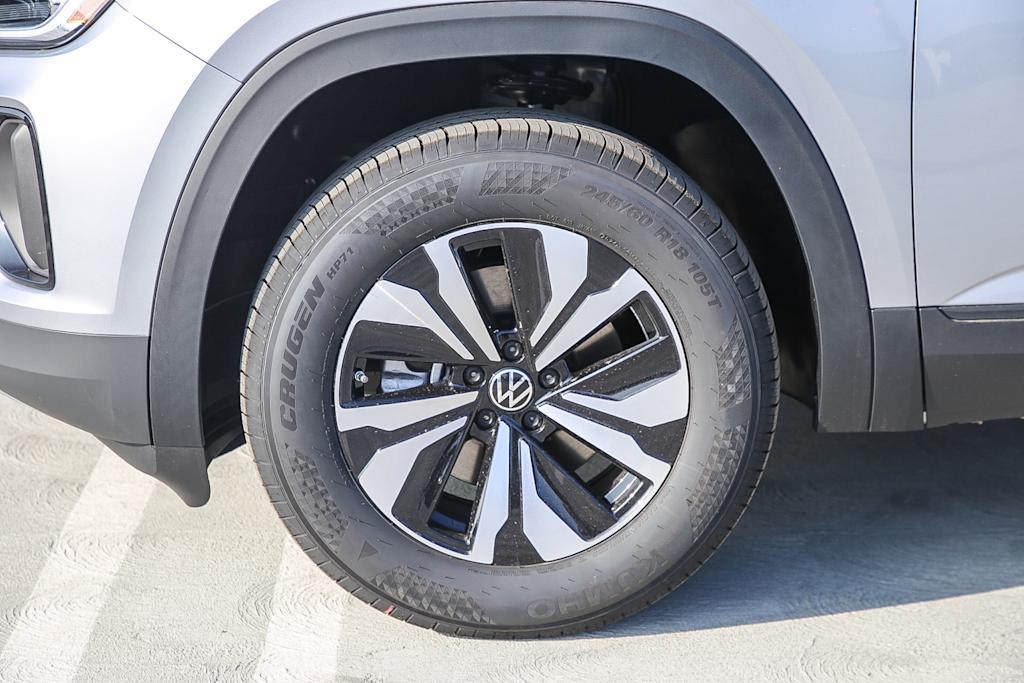 Thumbnail: 2024 Volkswagen Atlas - 8