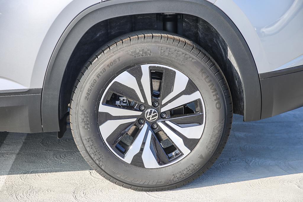 Thumbnail: 2024 Volkswagen Atlas - 21