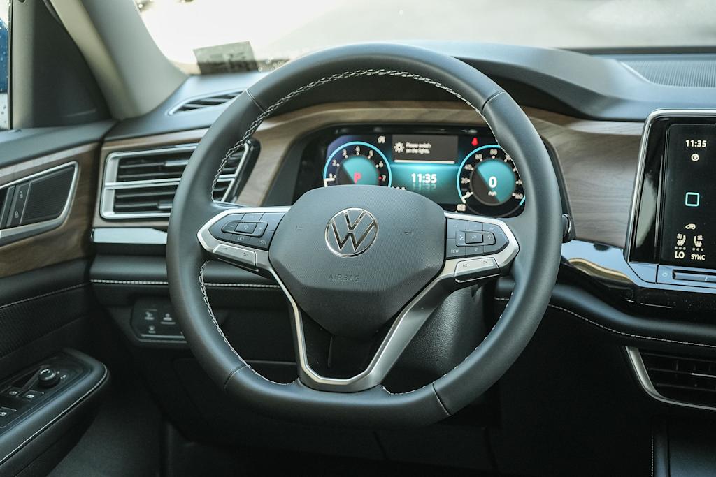 Thumbnail: 2026 Volkswagen Atlas - 12