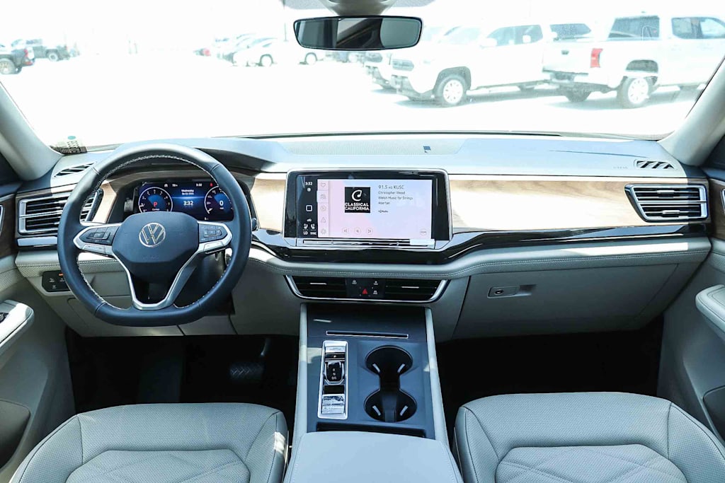 Thumbnail: 2026 Volkswagen Atlas - 2