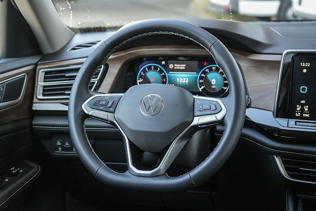 Thumbnail: 2026 Volkswagen Atlas - 12