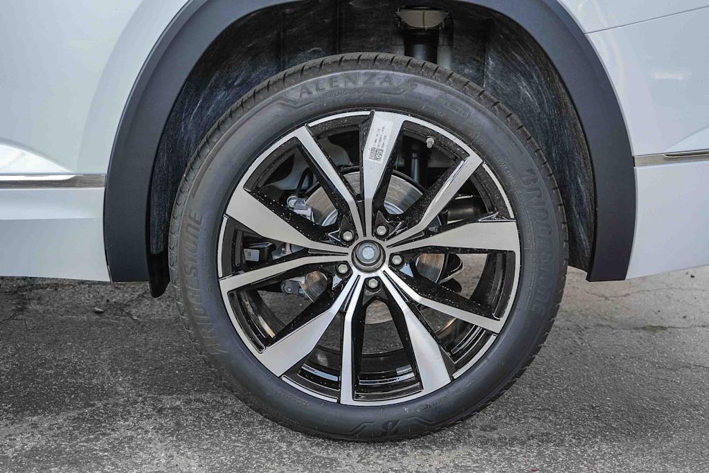 Thumbnail: 2026 Volkswagen Atlas - 6