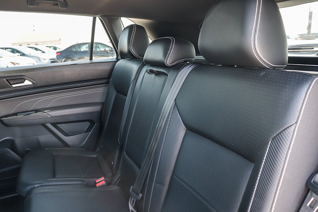 Thumbnail: 2022 Volkswagen Atlas - 11