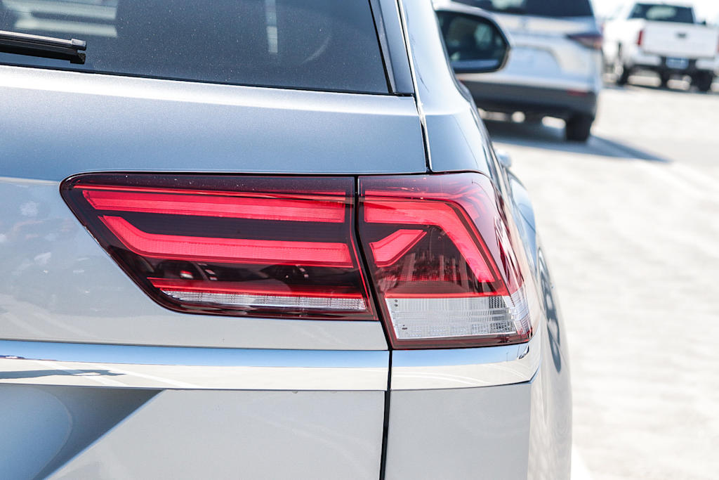 Thumbnail: 2022 Volkswagen Atlas - 22