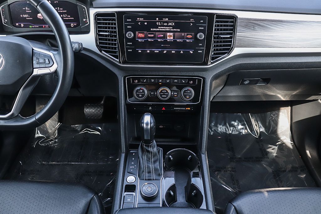 Thumbnail: 2022 Volkswagen Atlas - 8