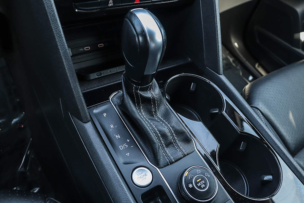 Thumbnail: 2022 Volkswagen Atlas - 14