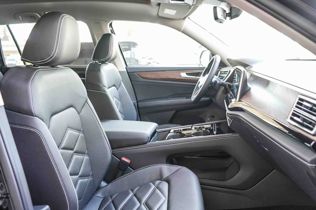 Thumbnail: 2026 Volkswagen Atlas - 9