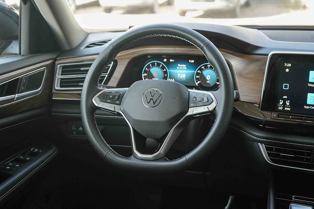 Thumbnail: 2026 Volkswagen Atlas - 8