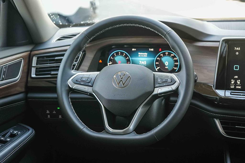 Thumbnail: 2026 Volkswagen Atlas - 8