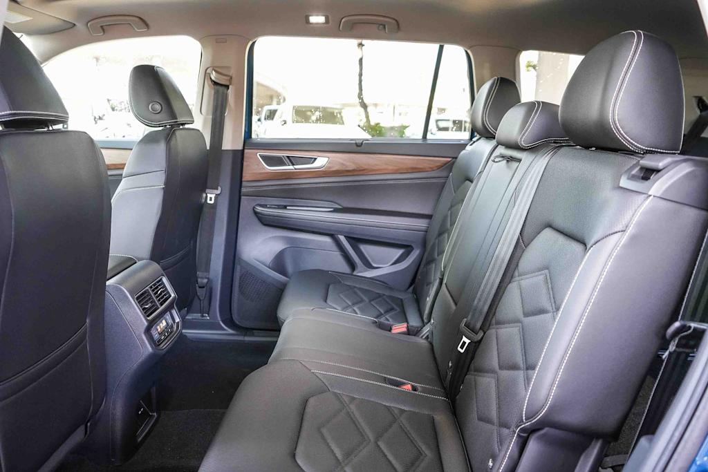 Thumbnail: 2026 Volkswagen Atlas - 11