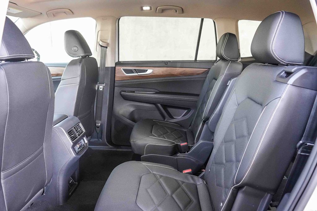 Thumbnail: 2026 Volkswagen Atlas - 11