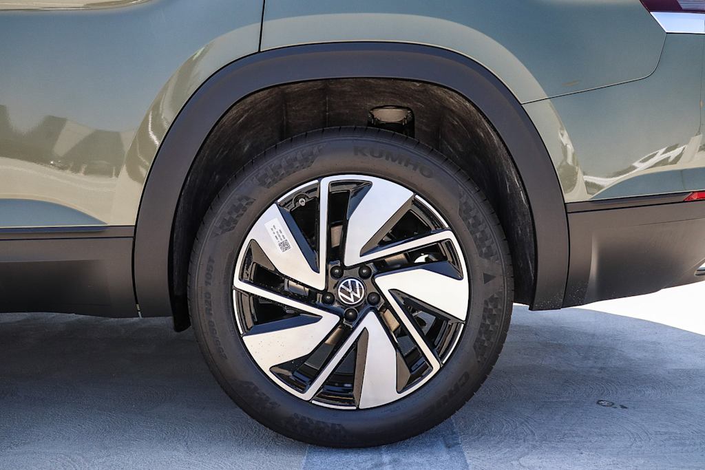 Thumbnail: 2026 Volkswagen Atlas - 7