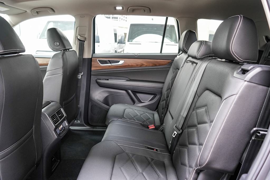 Thumbnail: 2026 Volkswagen Atlas - 11