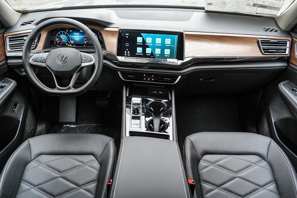 Thumbnail: 2026 Volkswagen Atlas - 2