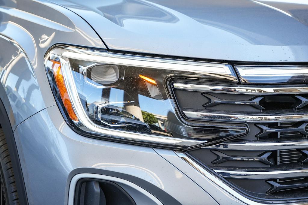 Thumbnail: 2026 Volkswagen Atlas - 16