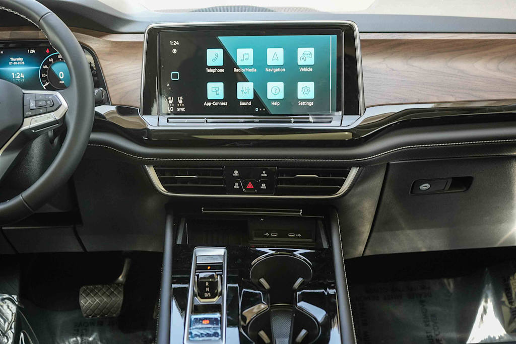 Thumbnail: 2026 Volkswagen Atlas - 12