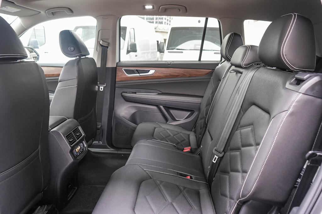 Thumbnail: 2026 Volkswagen Atlas - 11