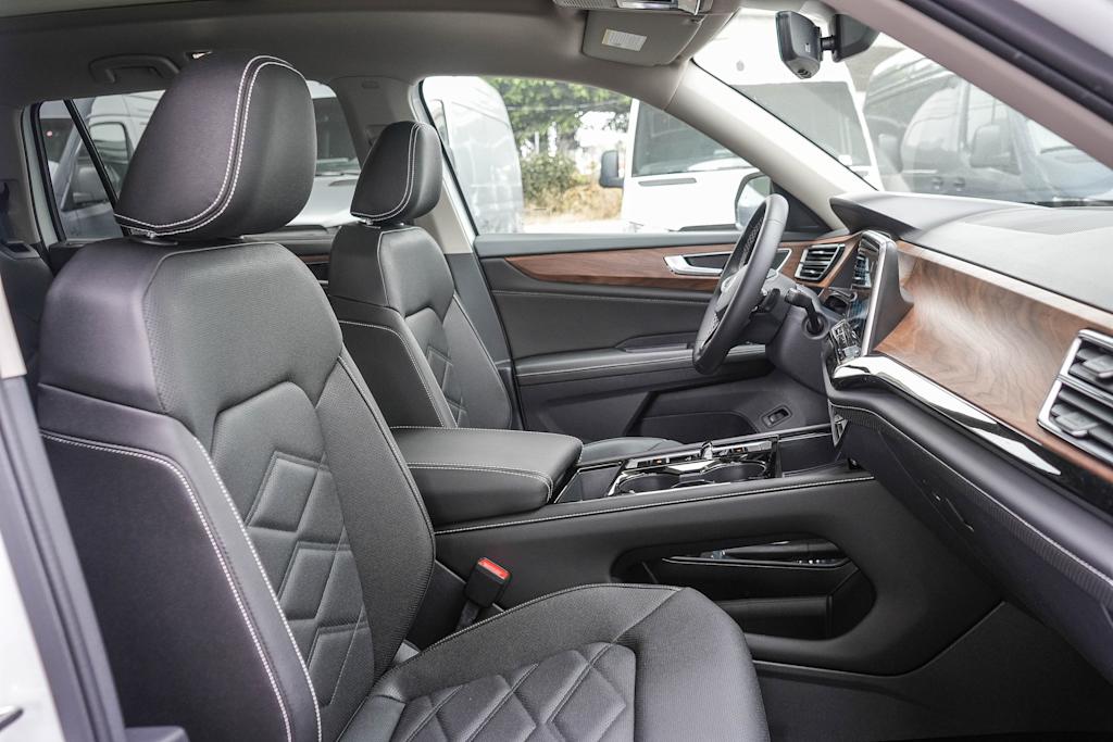 Thumbnail: 2026 Volkswagen Atlas - 9