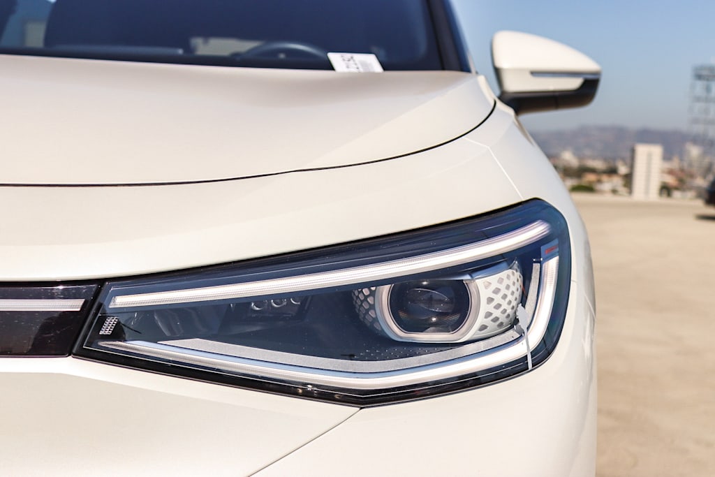 Thumbnail: 2023 Volkswagen ID.4 - 18