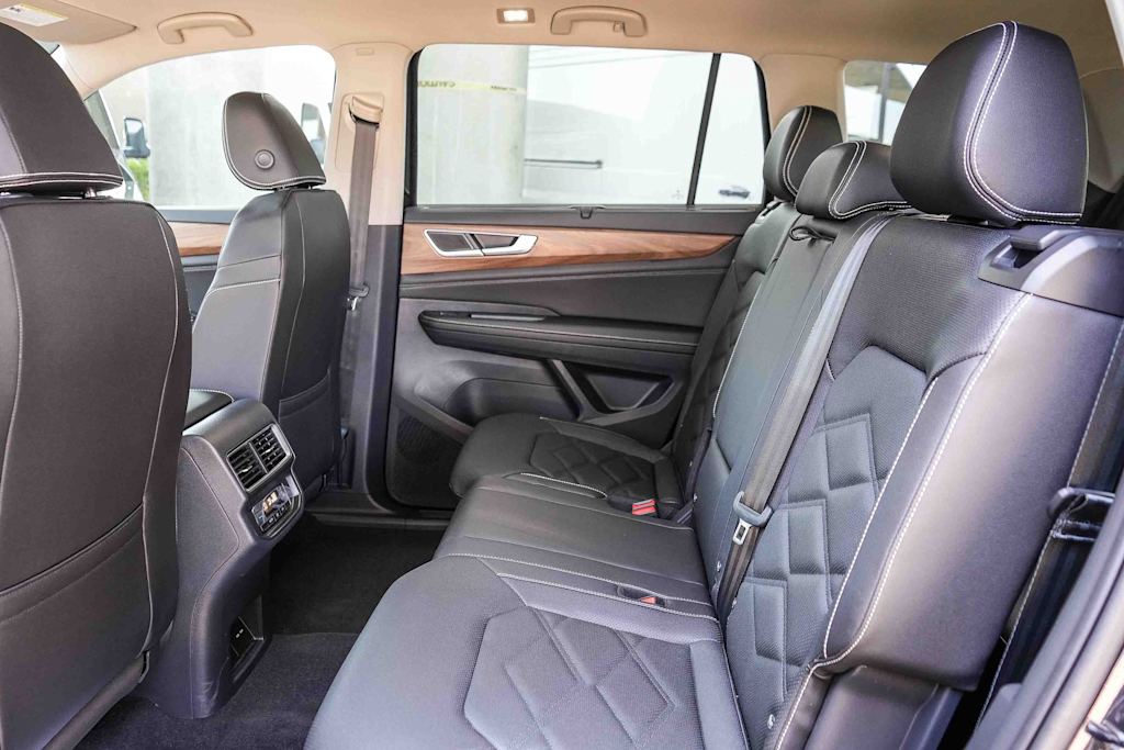 Thumbnail: 2026 Volkswagen Atlas - 10