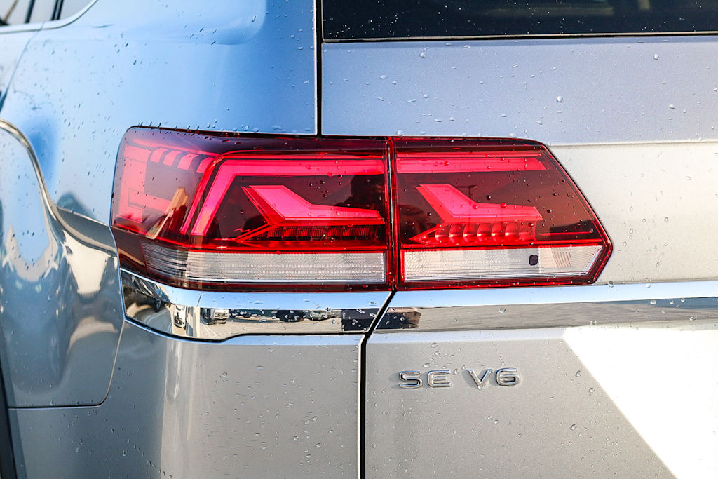 Thumbnail: 2022 Volkswagen Atlas - 22