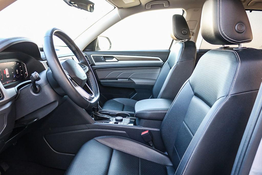 Thumbnail: 2022 Volkswagen Atlas - 12