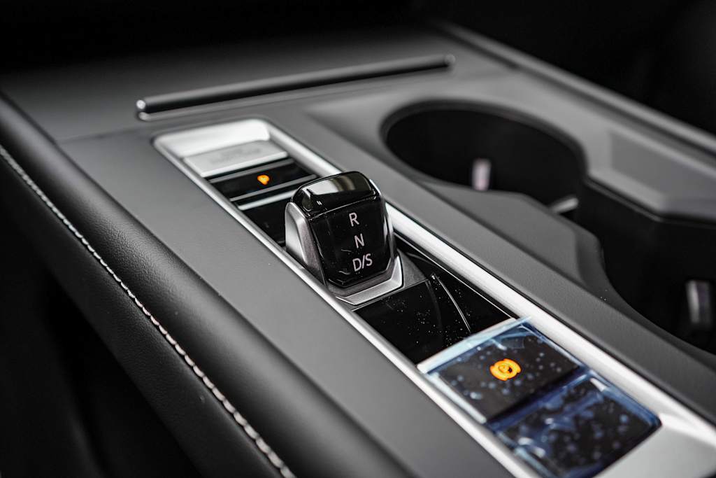 Thumbnail: 2026 Volkswagen Atlas - 14
