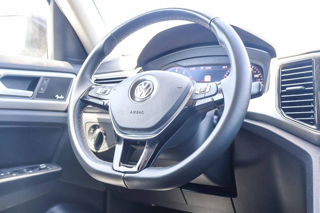 Thumbnail: 2018 Volkswagen Atlas - 9