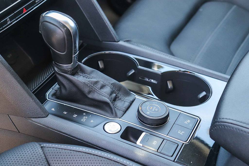 Thumbnail: 2018 Volkswagen Atlas - 14