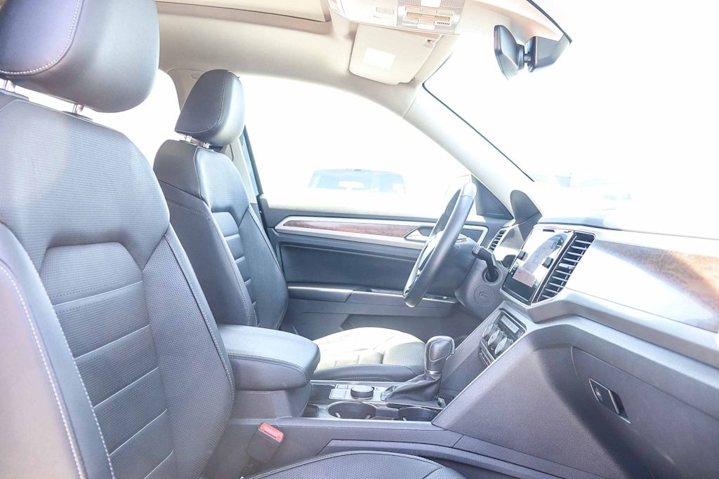 Thumbnail: 2018 Volkswagen Atlas - 10