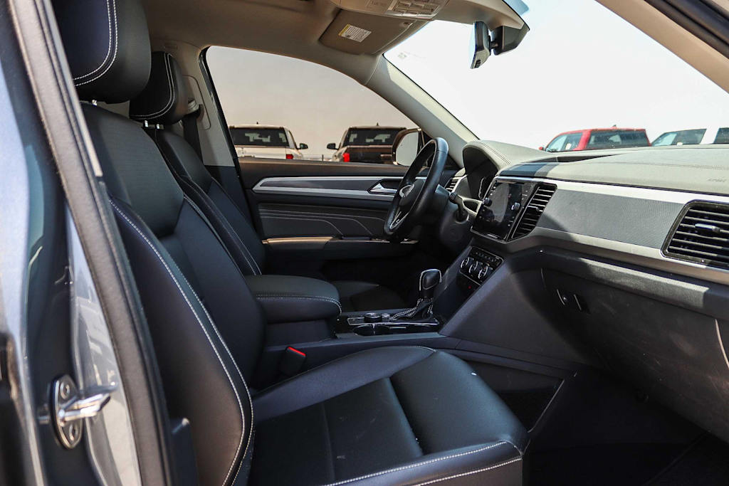 Thumbnail: 2023 Volkswagen Atlas - 9