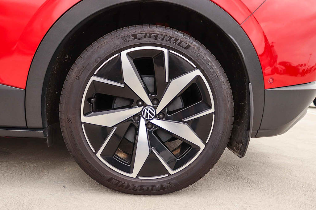 Thumbnail: 2023 Volkswagen ID.4 - 6