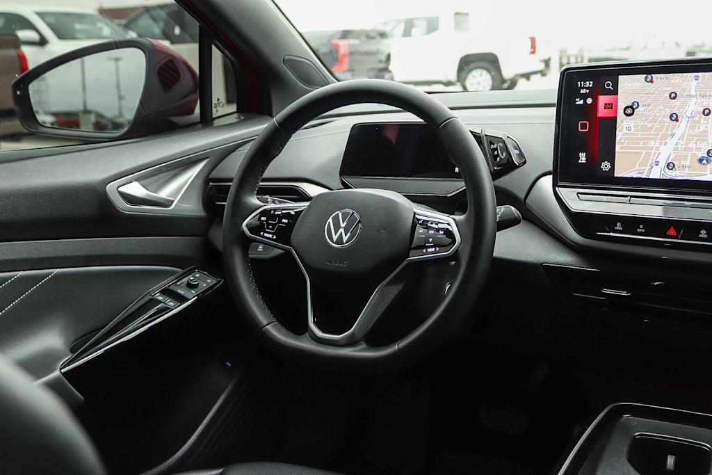 Thumbnail: 2023 Volkswagen ID.4 - 7