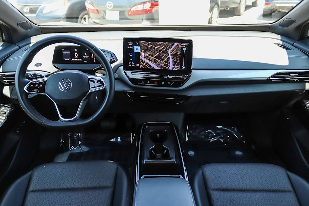 Thumbnail: 2023 Volkswagen ID.4 - 2