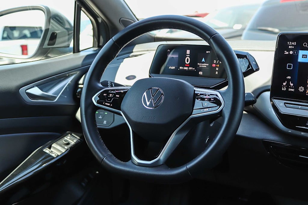 Thumbnail: 2023 Volkswagen ID.4 - 9